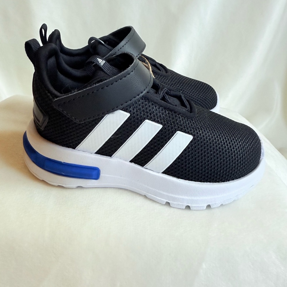 adidas Baby-Boy's Racer Tr23 Sneaker